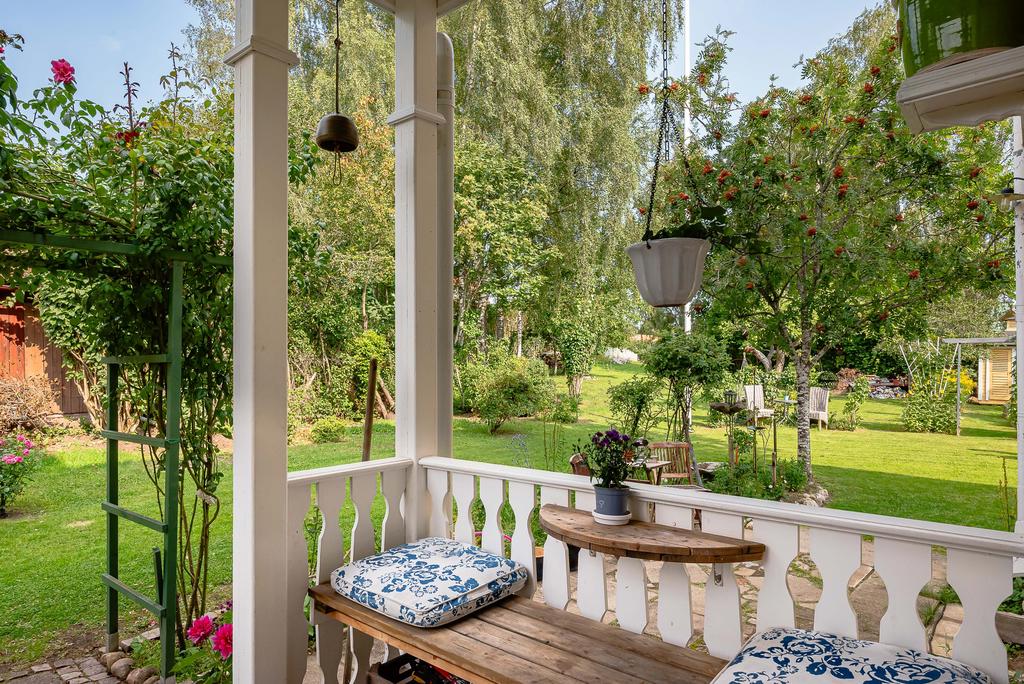 På verandan