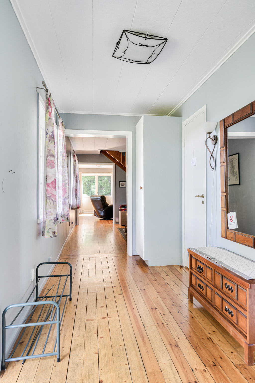 Entréhall-Välkommen in!