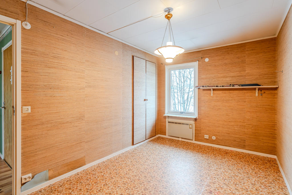 Garderober i sovrum 1