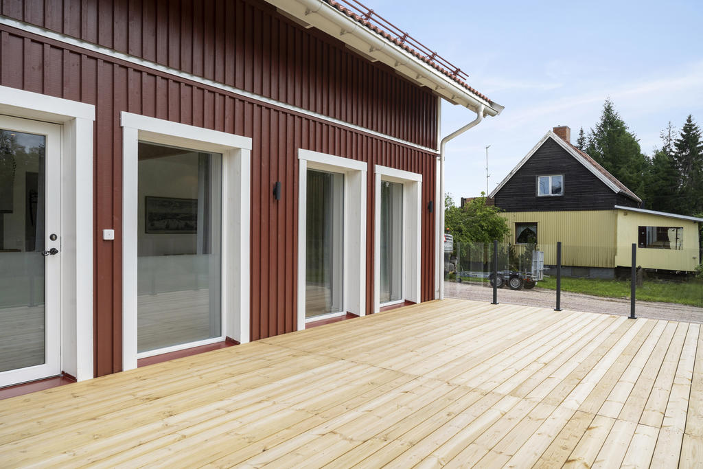 Soldäck på husets baksida