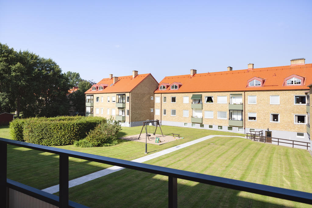 Vy över föreningens innegård.