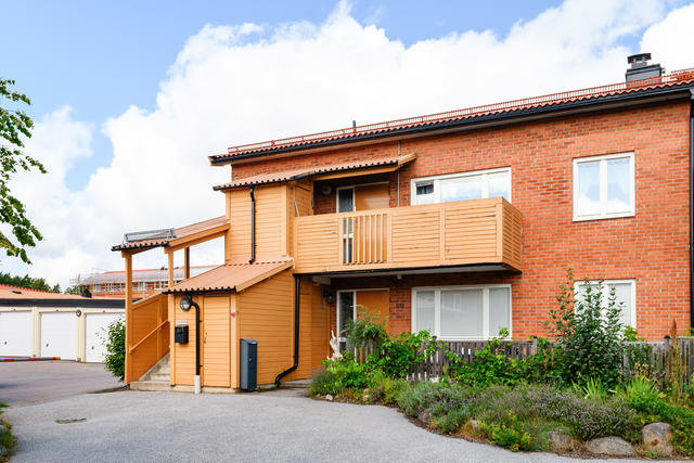 Nydalavägen 89, Brunnsäng