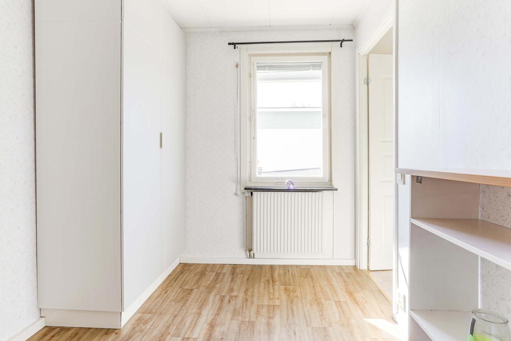 mindre sovrummet övervåningen