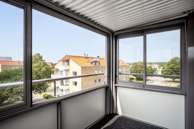 Välkommen till ett hem med charm och potential på Herting!