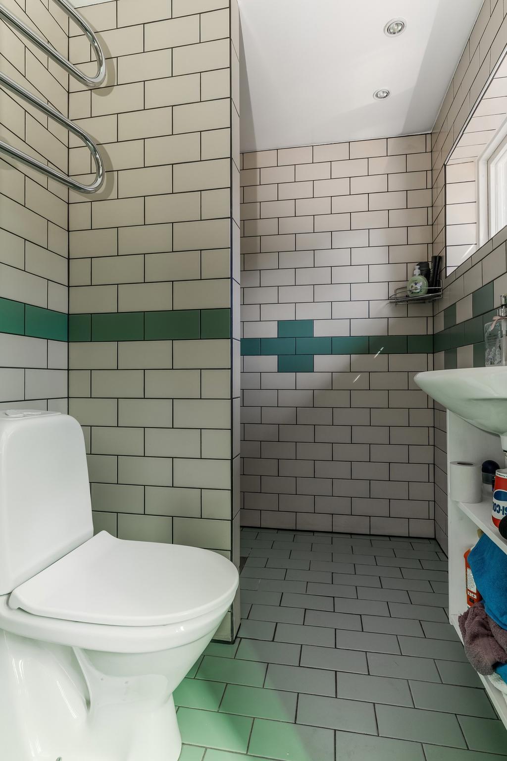 Duschrum/wc i garagelänga