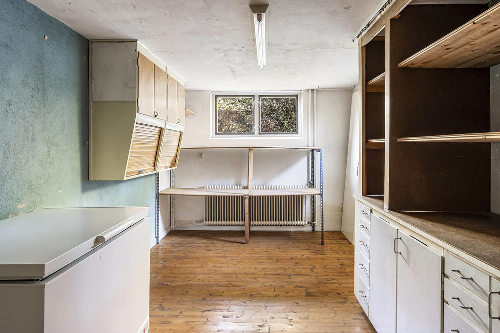 Hobby- och snickarbod i källarplan