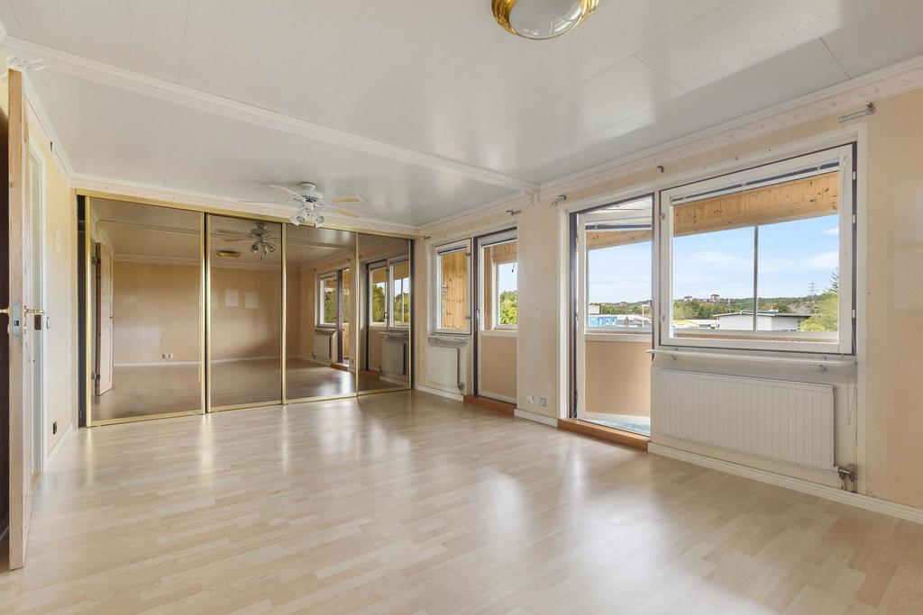 Rejält sovrum - går att dela i två.
