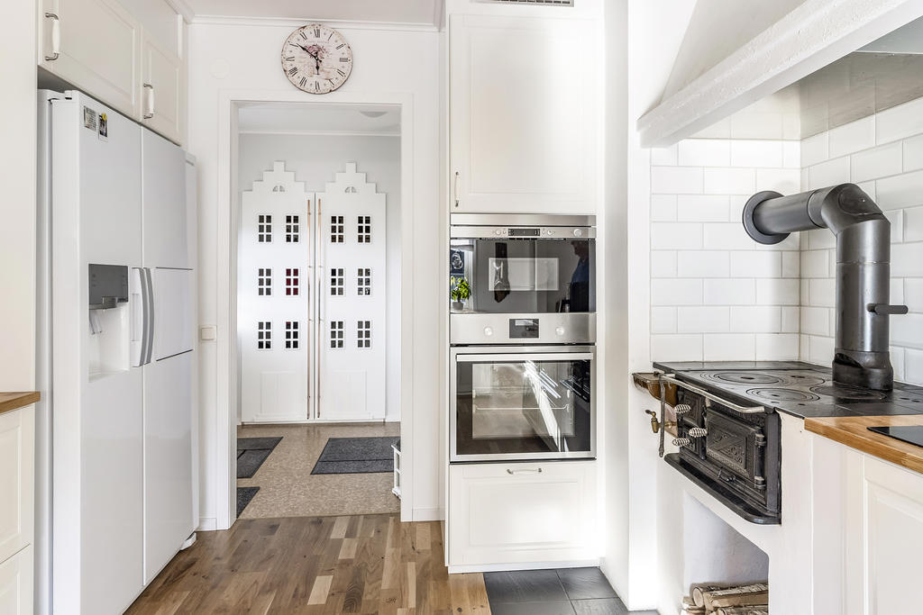 Kök mot hall 