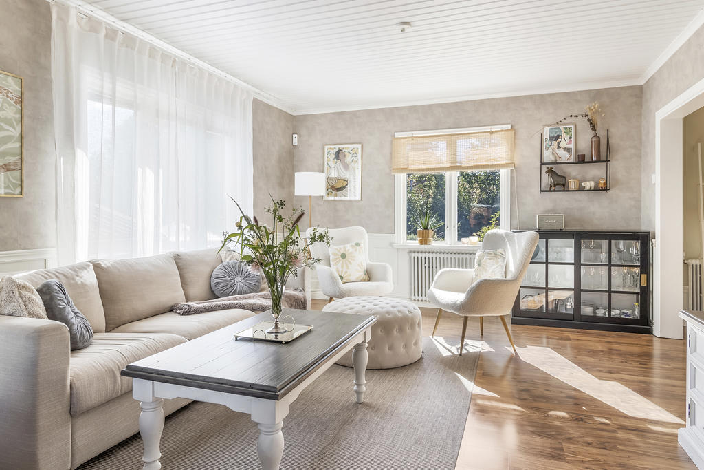 Ljust och trevligt vardagsrum