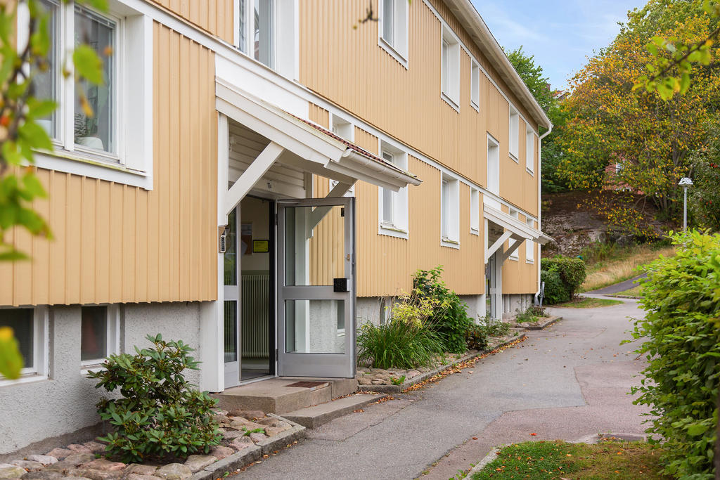 Antenngatan 11A med perfekt läge i föreningen!