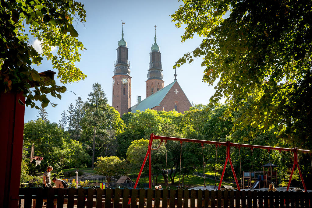 Det finns en lekplatsen i högalidsparken