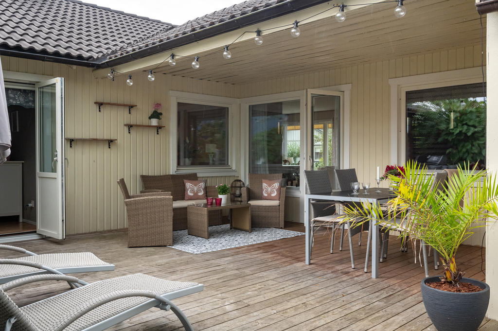 Underbar altan med pool