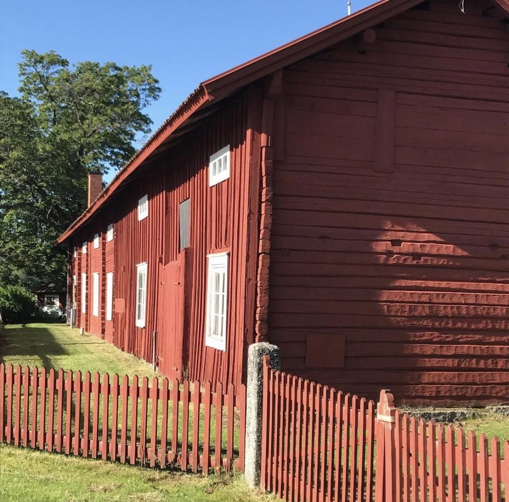 Säljarens egna bilder.