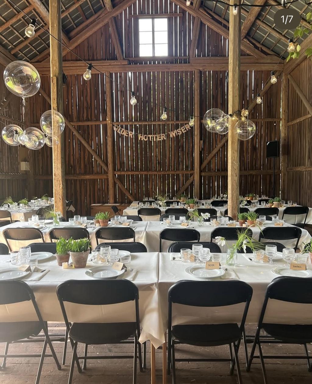 Säljarens egna bilder.