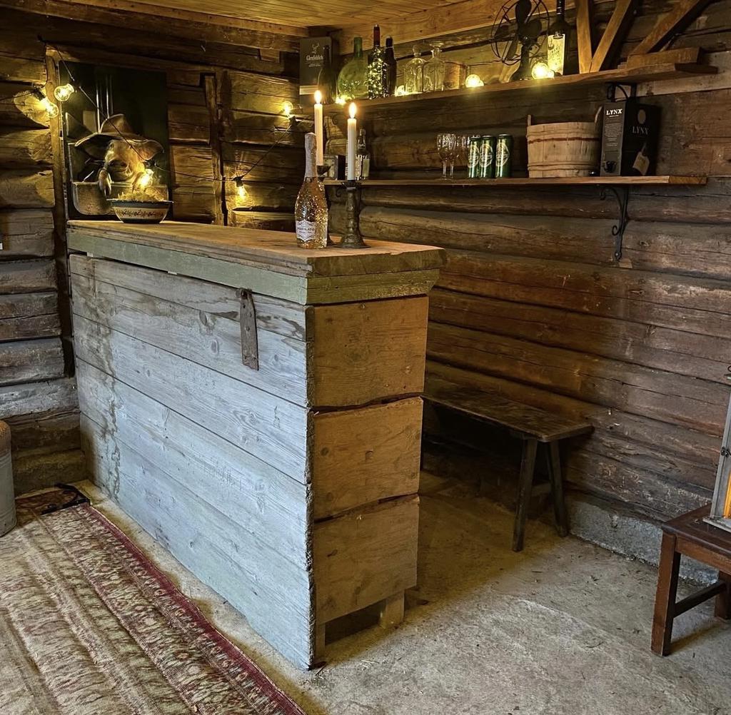 Säljarens egna bilder.