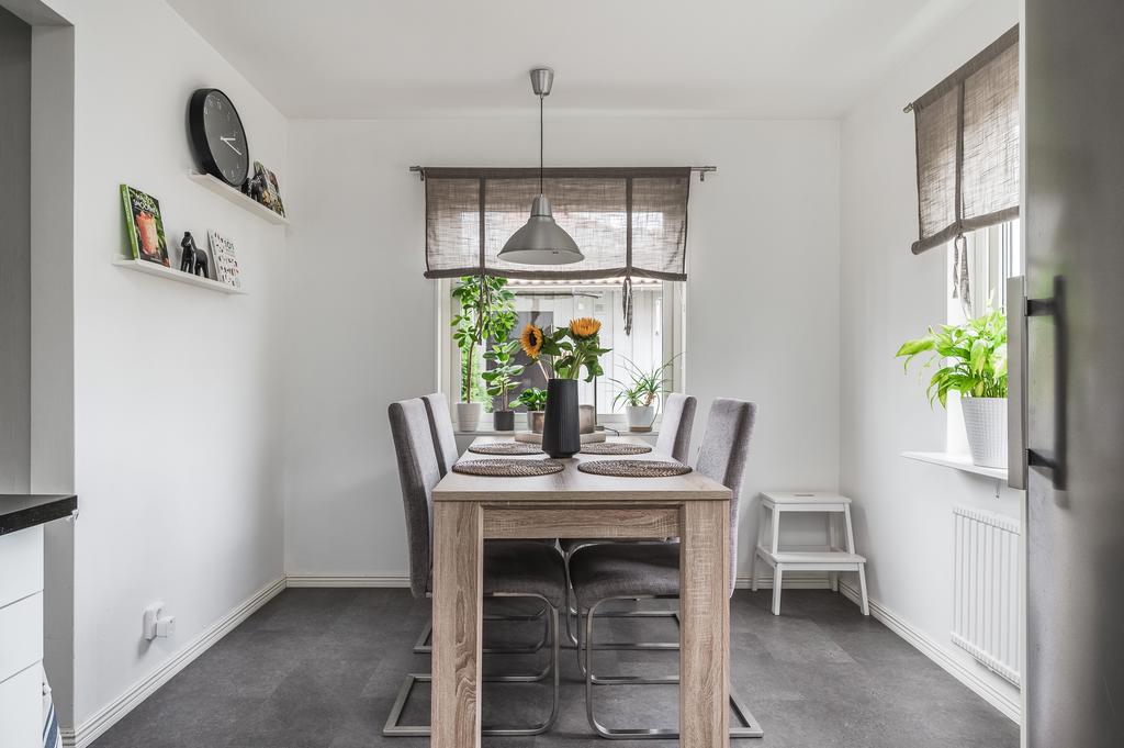 Matplats intill köket