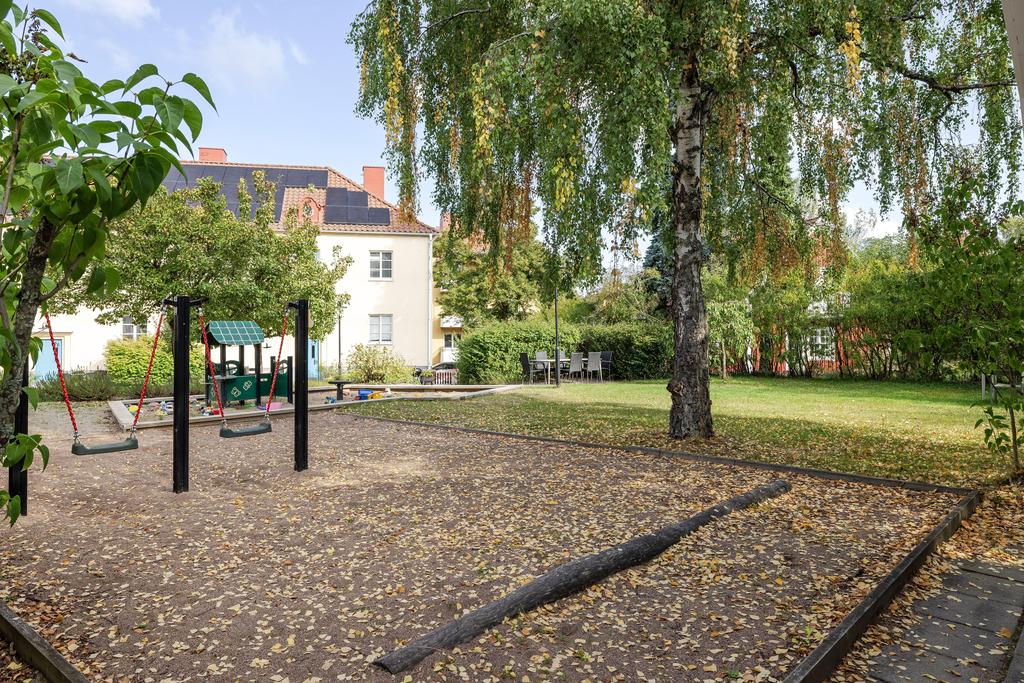 Lekplats i trädgården