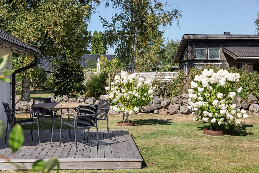 Uteplats i skyddat läge.