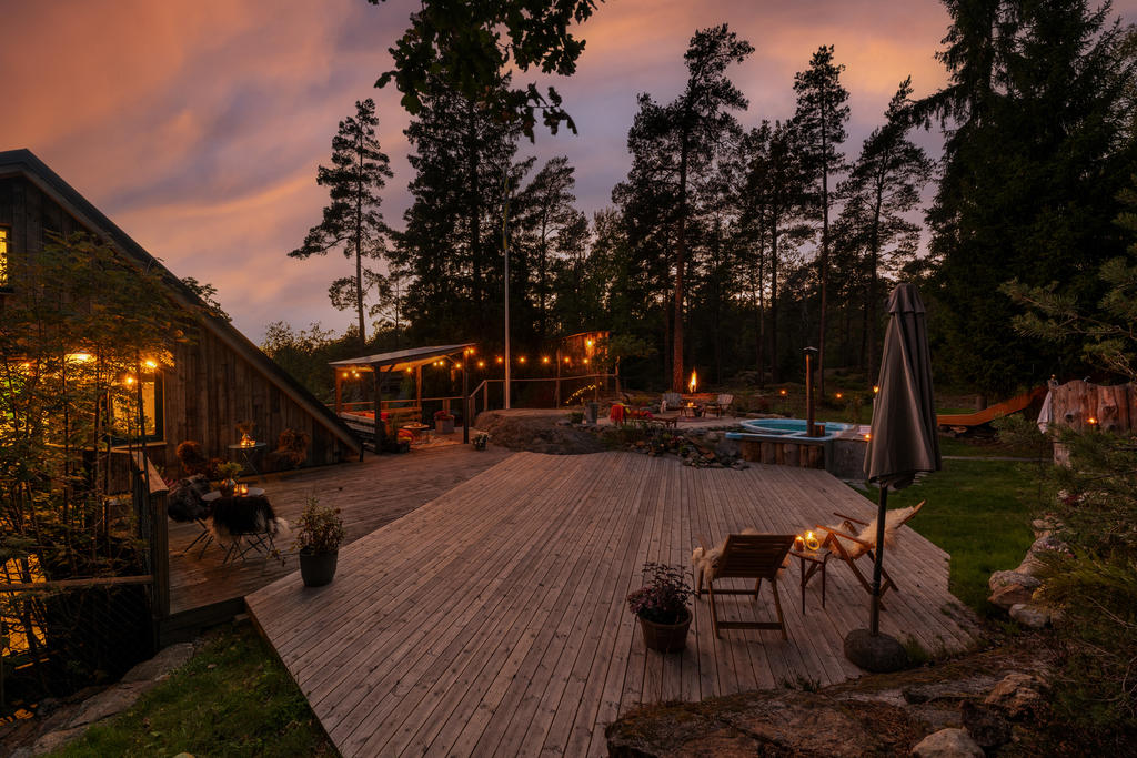 Skymning på övre altandäck