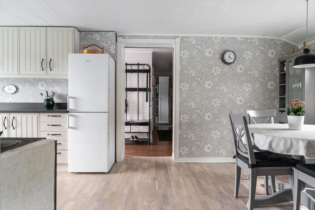 Kök mot hall