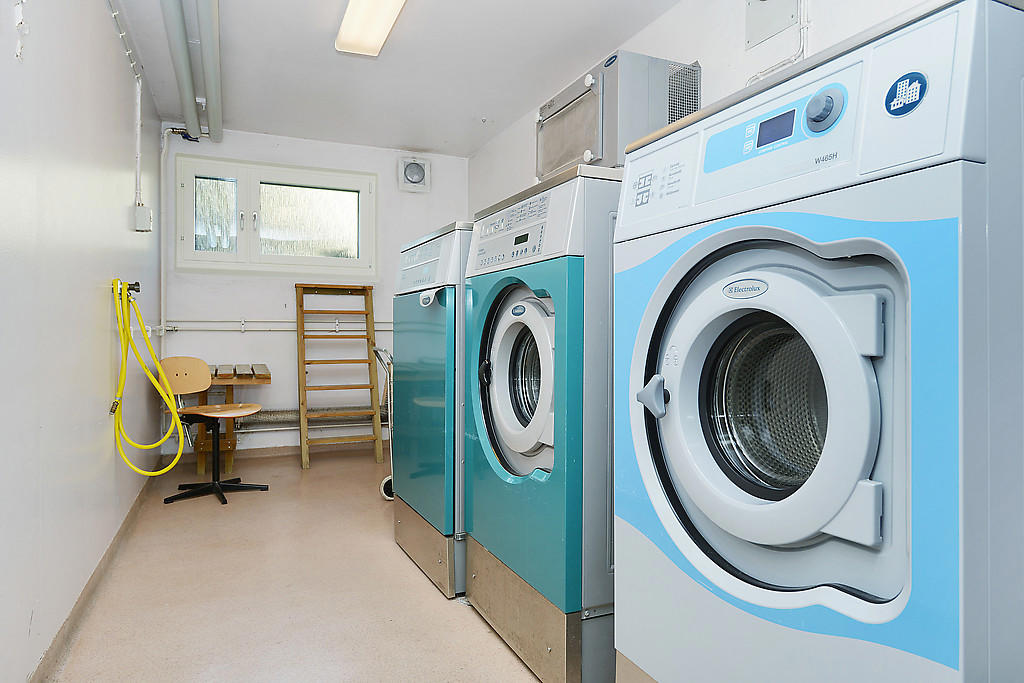 Tvättstugor i varje hus. 