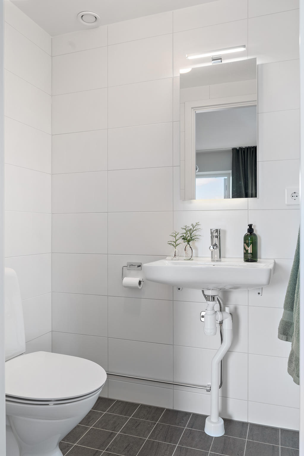 Extra gäst-wc i samma färger