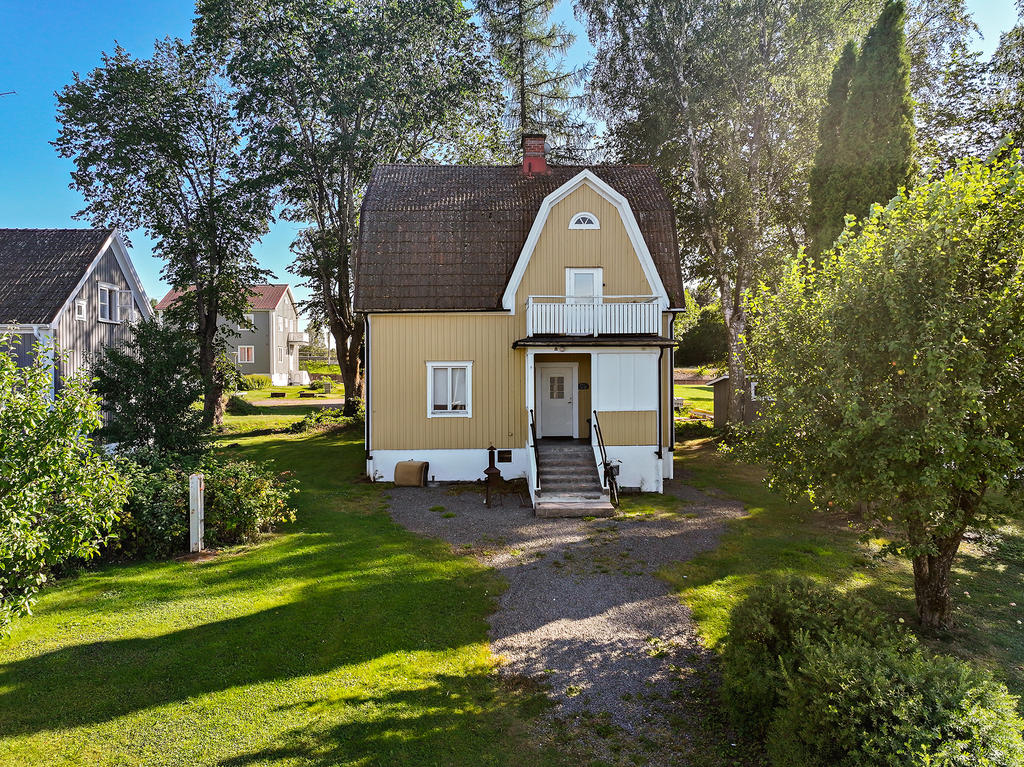 Strömsbergsgatan 11