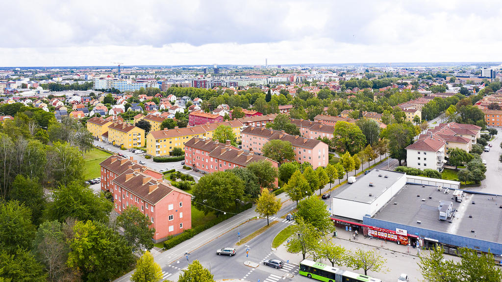 Gammal drönarbild. ICA under pågående renovering.