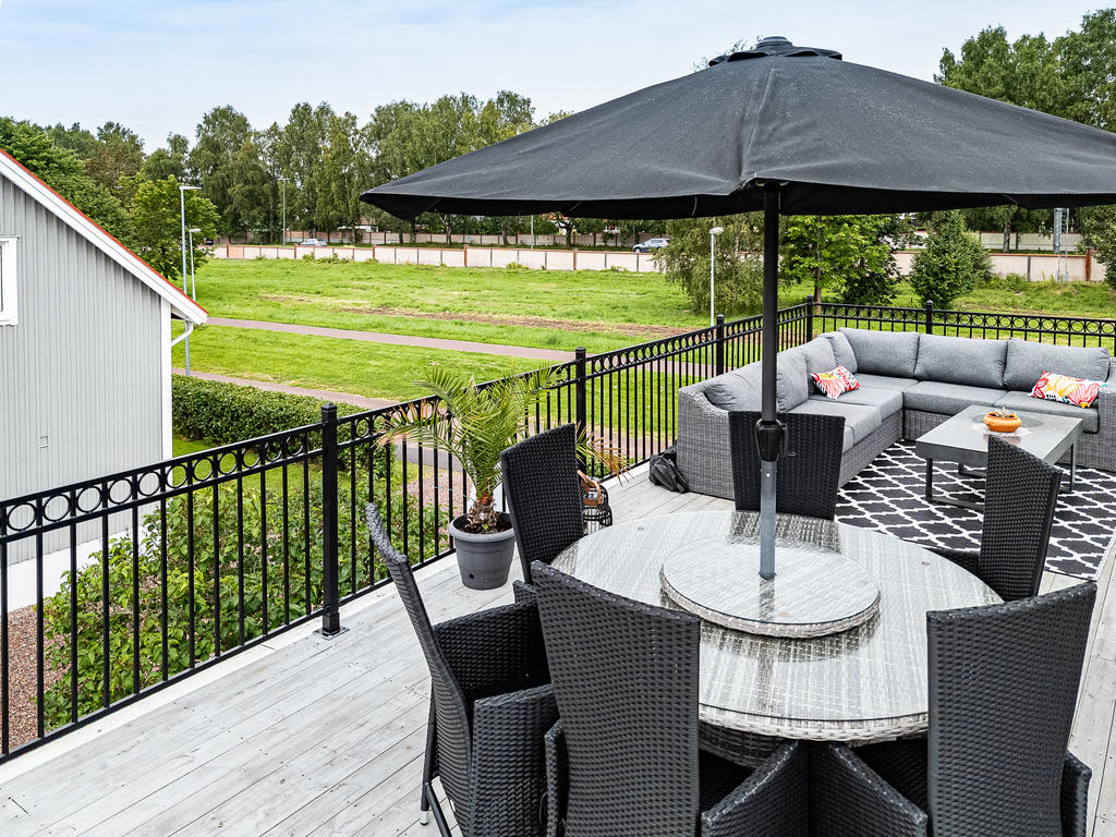 Plats för både matgrupp och lounge-del