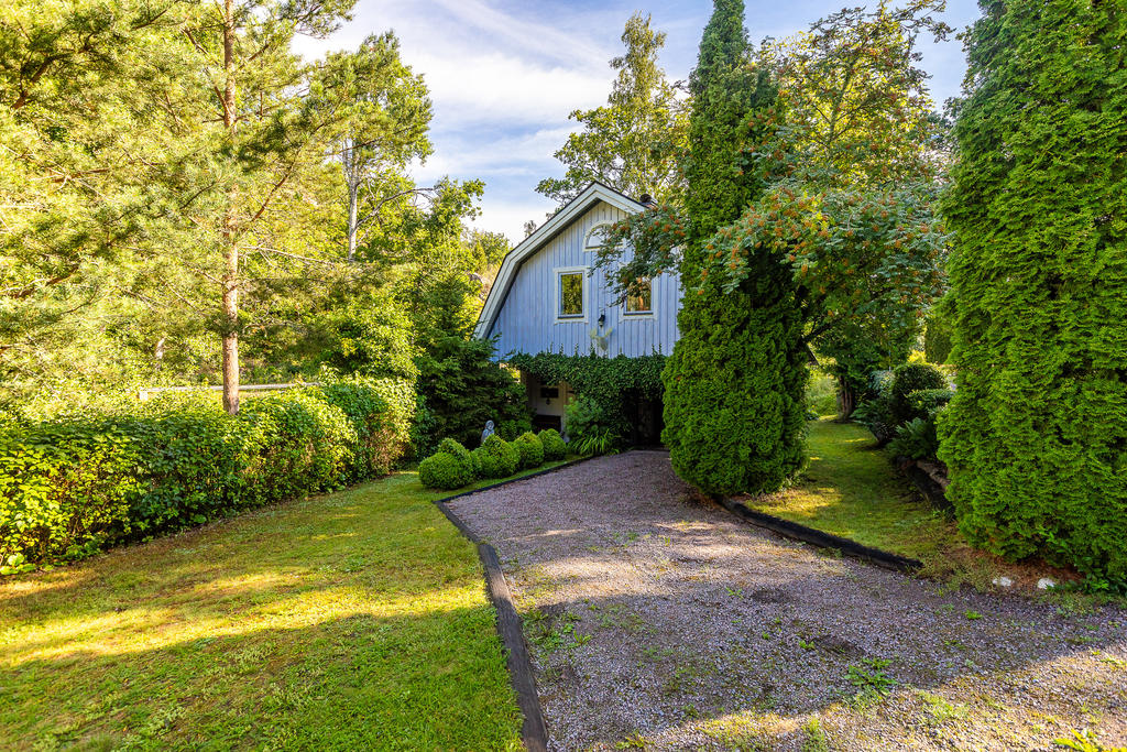 Ateljén med carport