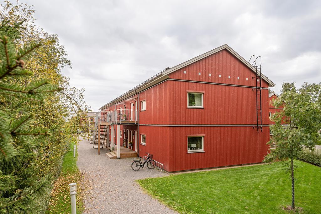 Entrésidan av huset