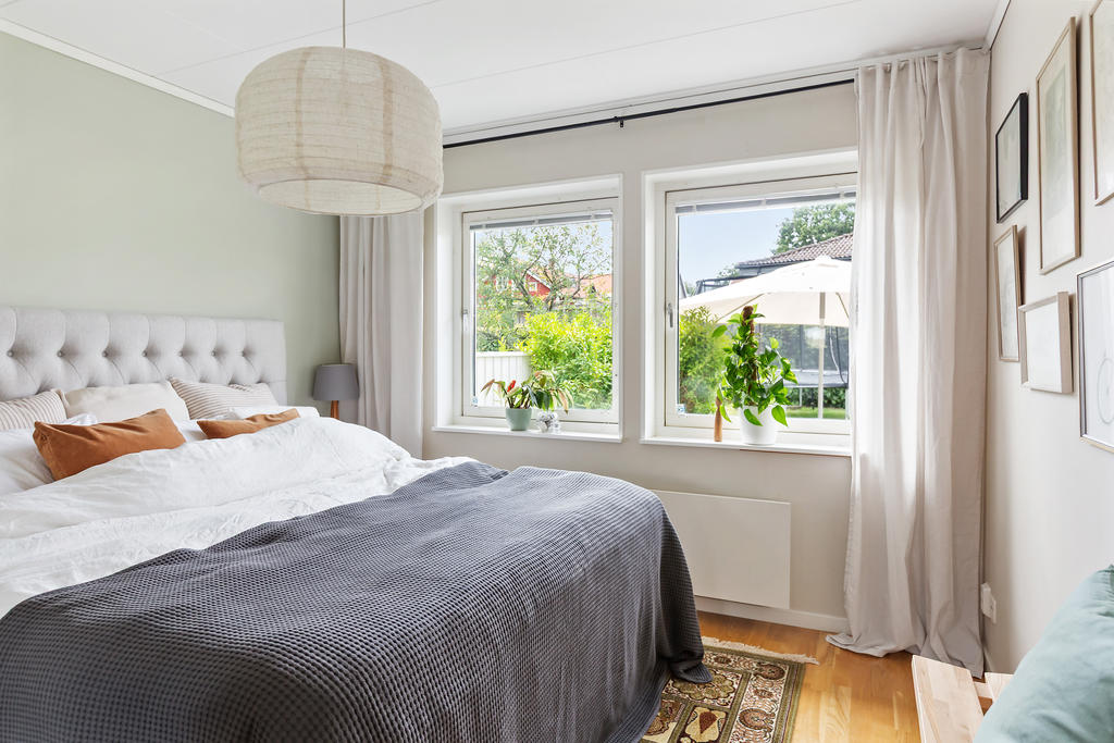 Stort föräldrasovrum