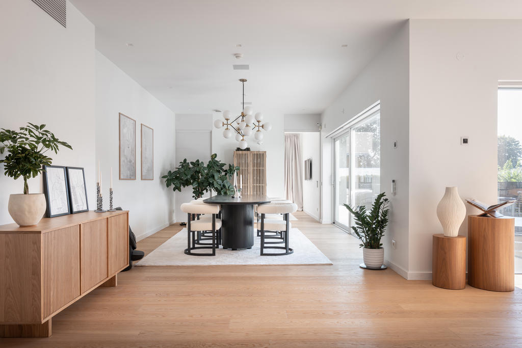 Matsal med access till terrassen