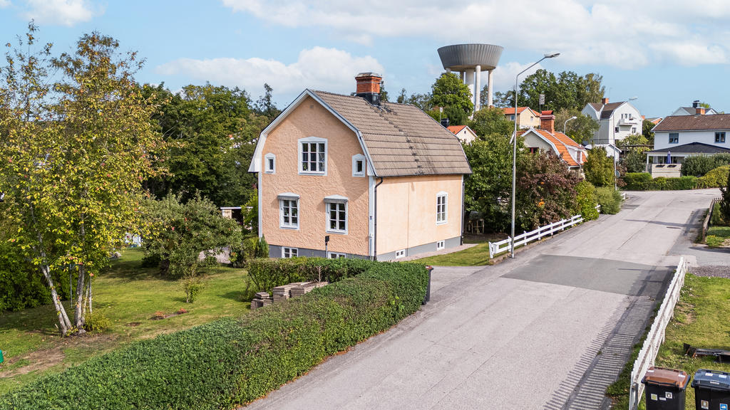 Fasad mot gatan