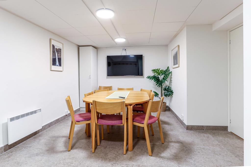 Samlingslokal i källaren