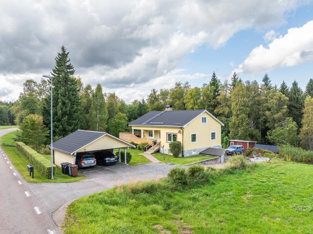 Välkommen till Bäsnavägen 11!