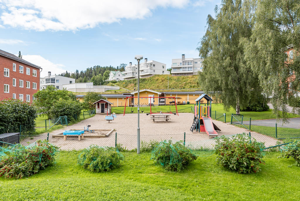 Innergårdens lekplats. 