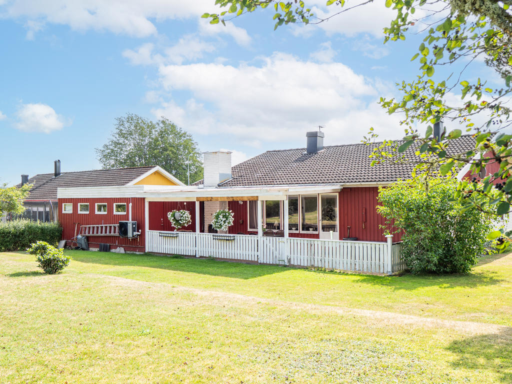 Stor altan under tak 