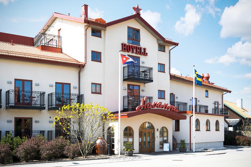 Hotell och restaurang Havanna ligger i närheten