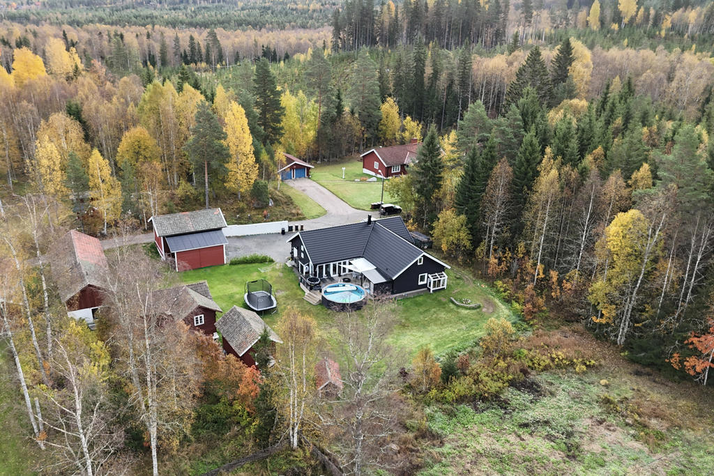 Bekväm enplansvilla i lantlig bymiljö!