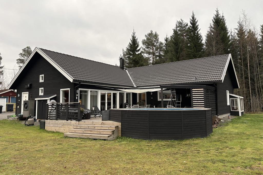 I villans skyddade innervinkel spenderas mycket tid under sommarhalvåret