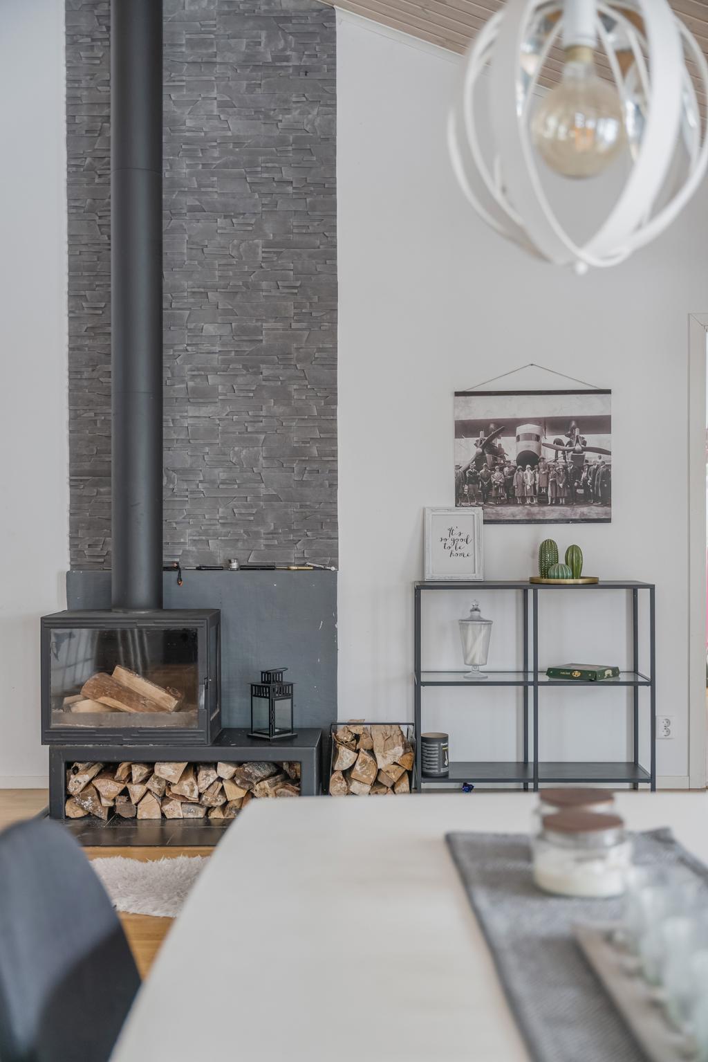 Kaminen vid matrummet