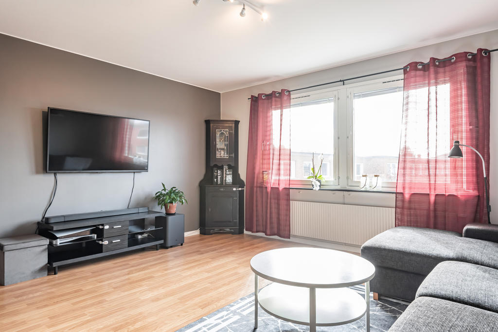 Rymligt vardasgrum med plats för många