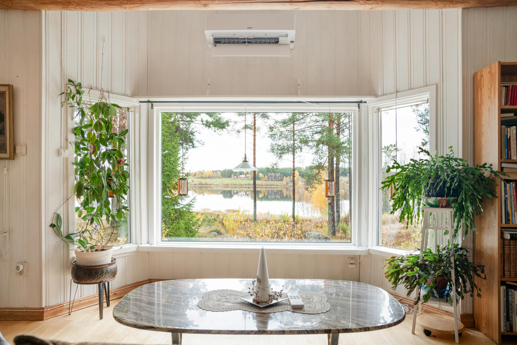 Huvudstuga - vardagsrum