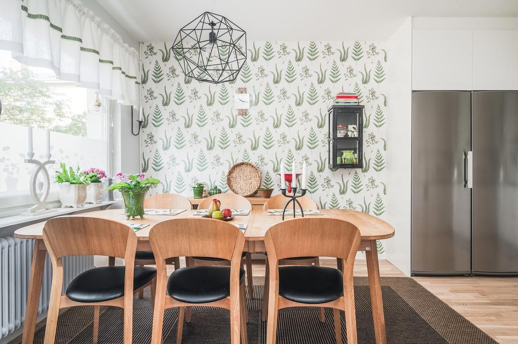 Högt i tak i köket!