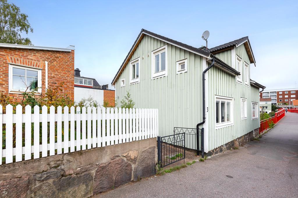 Grind in till innergården