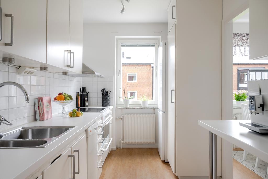 Mysigt och ljust arbetskök