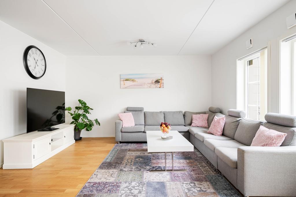 Rymlig vardagsrumsdel