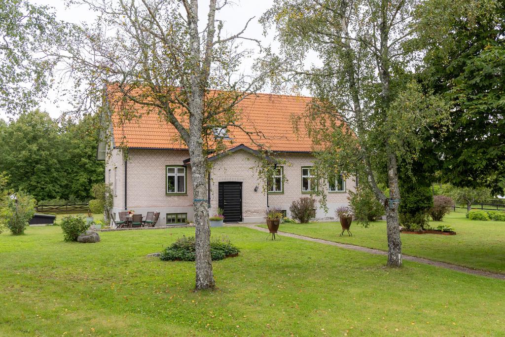 Mangårdsbyggnad