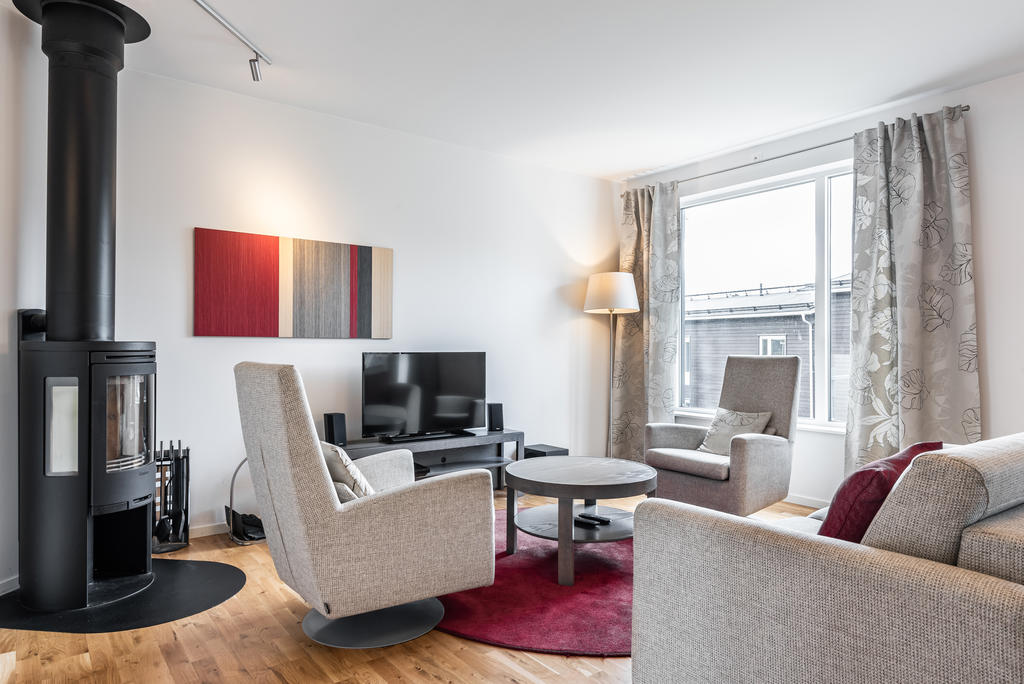 Bilderna kan vara från olika 78 kvm stora typlägenheter.